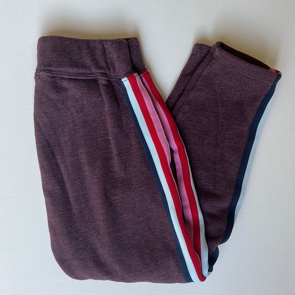 Girls size 8 - XS Spiritual Gangster Plum Sweatpants 4 stripe w/ pockets